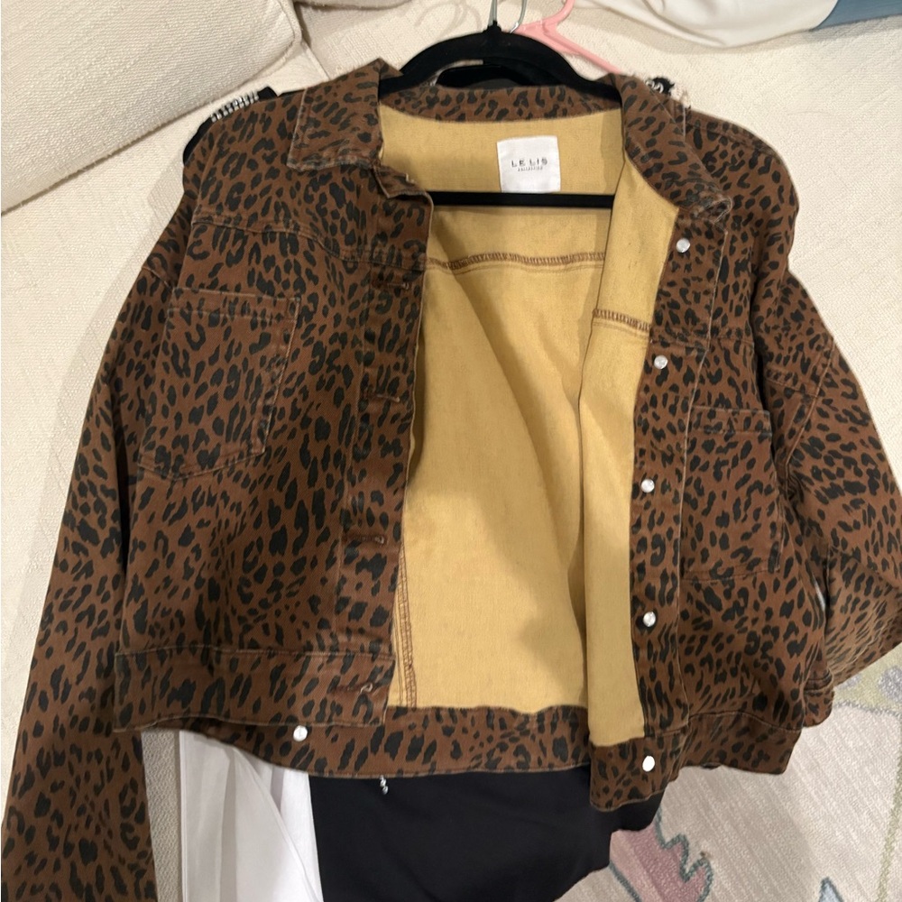 Leopard print denim jacket